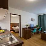 Wx Hotel