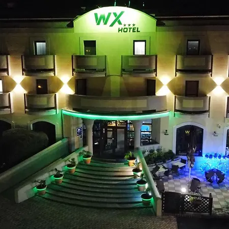 Wx Hotel
