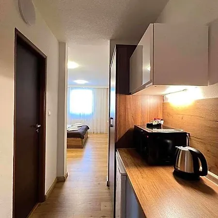 Wx 3* Bratislava