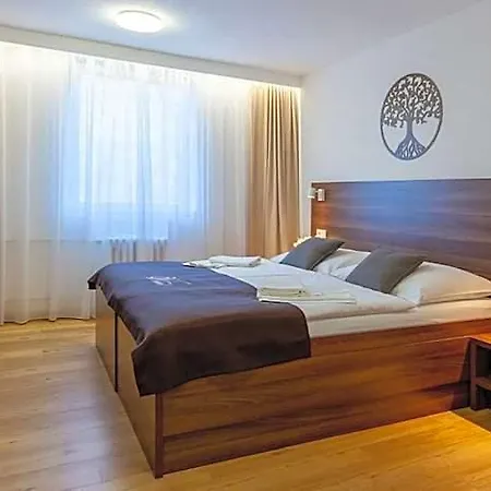 Wx Hotel