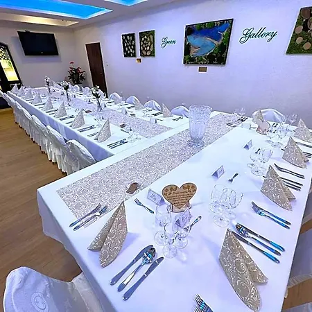 Hotel Wx Bratysława
