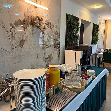 Hotel Wx 3*