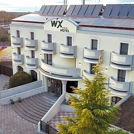 Wx Hotel 3*