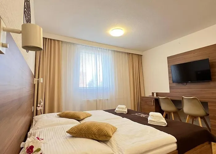 Wx Hotel 3* Bratislava